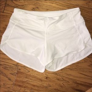 White lululemon shorts